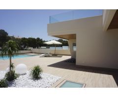 Lujosa villa en Campoamor (Alicante)