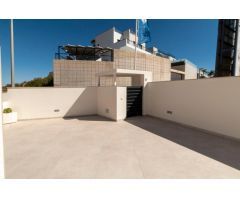 Lujosa villa en Campoamor (Alicante)