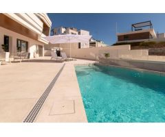 Lujosa villa en Campoamor (Alicante)