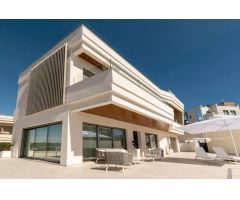 Lujosa villa en Campoamor (Alicante)