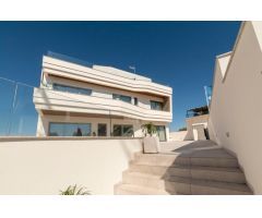 Lujosa villa en Campoamor (Alicante)