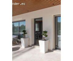 Lujosa villa en Campoamor (Alicante)