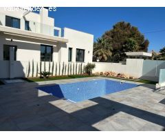 Elegante villa en la playa de Muchavista