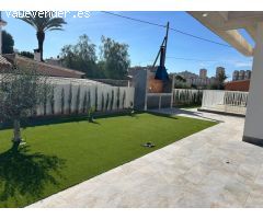 Elegante villa en la playa de Muchavista