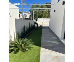 Elegante villa en la playa de Muchavista