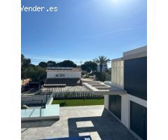 Elegante villa en la playa de Muchavista