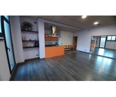 Local 394m²: Amplio y Versátil, ¡Listo Para Tu Negocio!