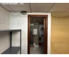 Se vende bajo comercial en Centro Comercial Área Central -Santiago de Compostela de 110m2, ubicado 