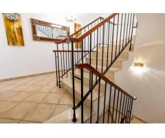 Exclusiva Villa en El Rincón, Los Cristianos – Vistas al Mar, Terrazas y Jacuzzi Privado
