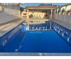 Casa con dos viviendas en venta Mas Fumats Roses