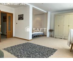 Casa con dos viviendas en venta Mas Fumats Roses