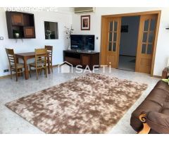 Casa con dos viviendas en venta Mas Fumats Roses