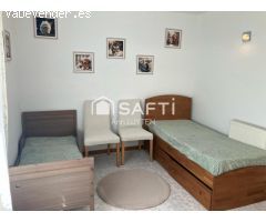 Casa con dos viviendas en venta Mas Fumats Roses