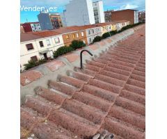 CHALET ADOSADO PARA REFORMAR EN EL BARRIO DEL EJIDO