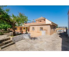 Casa-Chalet en Venta en San Jose De La Rinconada Sevilla