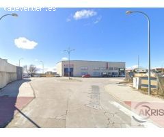 ¡¡NAVE OCUPADA, NO SE PUEDE VISITAR!! EN EL VISO DE SAN JUAN