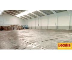 Amplia nave industrial en Camargo, Cantabria
