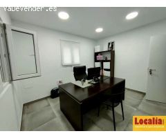 Amplia nave industrial en Camargo, Cantabria