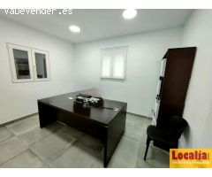 Amplia nave industrial en Camargo, Cantabria
