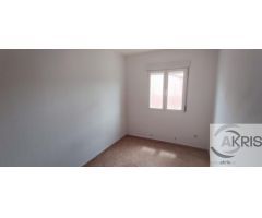 Chalet adosado de 3 dormitorios en Yuncler