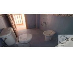 Chalet adosado de 3 dormitorios en Yuncler