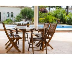 Magnífica villa con vistas al mar y a la montaña