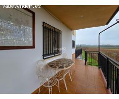 ¡Espectacular chalet en Vilanova de Segrià con una amplia parcela de 19.772 m²!