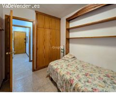 ¡Espectacular chalet en Vilanova de Segrià con una amplia parcela de 19.772 m²!