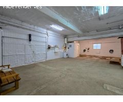 ¡Espectacular chalet en Vilanova de Segrià con una amplia parcela de 19.772 m²!