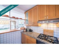 Casa de pescador con amarre