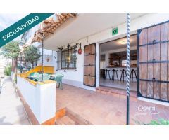 Casa de pescador con amarre
