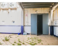 UNIÓN DE DOS NAVES EN MONTEQUINTO SEVILLA