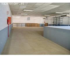 UNIÓN DE DOS NAVES EN MONTEQUINTO SEVILLA