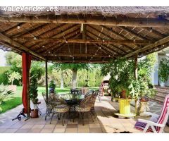 Chalet con Piscina en Urbanización Fuentequintillo