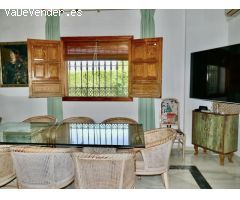 Chalet con Piscina en Urbanización Fuentequintillo