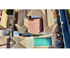 Chalet con Piscina en Sanlucar la Mayor