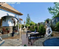 Chalet con Piscina en Sanlucar la Mayor