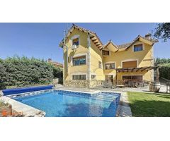 Casa de 4 habitaciones, piscina, bodega, garaje