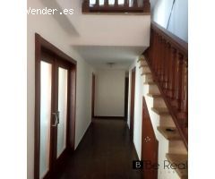 AMPLIO CHALET EN ALQUILER EN MODALIDAD DE LARGA ESTANCIA EN MÁLAGA.