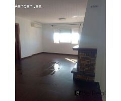 AMPLIO CHALET EN ALQUILER EN MODALIDAD DE LARGA ESTANCIA EN MÁLAGA.