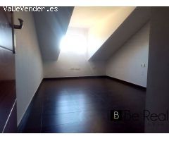 AMPLIO CHALET EN ALQUILER EN MODALIDAD DE LARGA ESTANCIA EN MÁLAGA.
