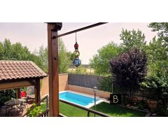 ¡CHICAS ESTUDIANTES! HABITACIONES EN PENSIÓN COMPLETA CON PISCINA EN VILLANUEVA DE LA CAÑADA (MAD
