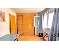 ¡CHICAS ESTUDIANTES! HABITACIONES EN PENSIÓN COMPLETA CON PISCINA EN VILLANUEVA DE LA CAÑADA (MAD