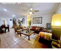 Auténtica casa de pueblo para entrar a vivir.