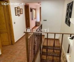 Auténtica casa de pueblo para entrar a vivir.