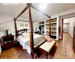 Auténtica casa de pueblo para entrar a vivir.