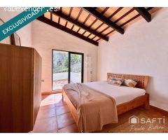 En exclusiva Villa de Lujo Estilo Ibicenco con Casa de Invitados, Piscina, Jacuzzi, Cancha de Tenis 