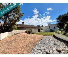 En exclusiva Villa de Lujo Estilo Ibicenco con Casa de Invitados, Piscina, Jacuzzi, Cancha de Tenis 