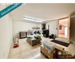 En exclusiva Villa de Lujo Estilo Ibicenco con Casa de Invitados, Piscina, Jacuzzi, Cancha de Tenis 