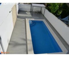 Gran villa luminosa de 4 dormitorios con piscina.